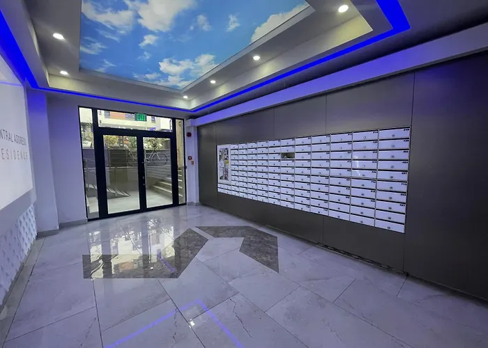 Address 20 - Palace Of Parliament Area Апартаменти Бухарест