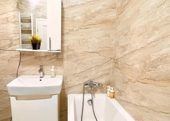 Address 20 - Palace Of Parliament Area *